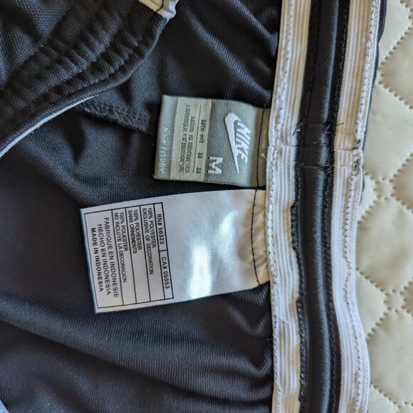 Nike Black and White Athletic Shorts - Picture 4 of 4